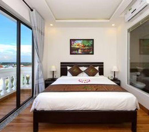 Viet Long Hoi An Beach Hotel