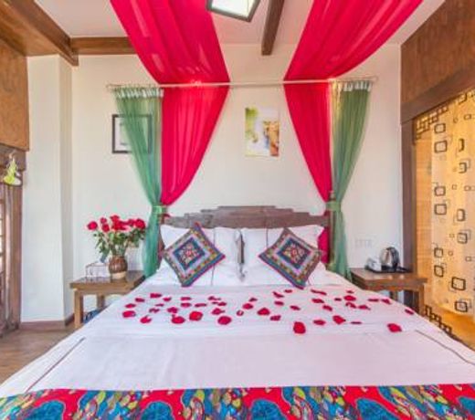 Elegant Home Inn