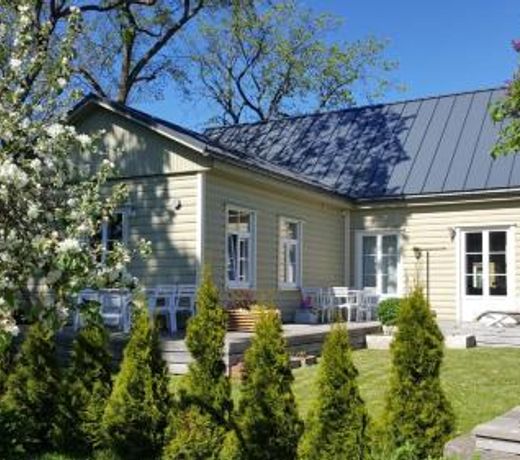 Kuressaare Family and Garden Apartments
