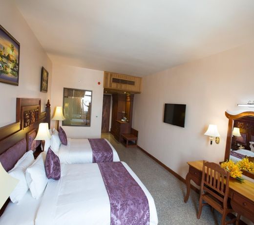 Phnom Penh Era Hotel