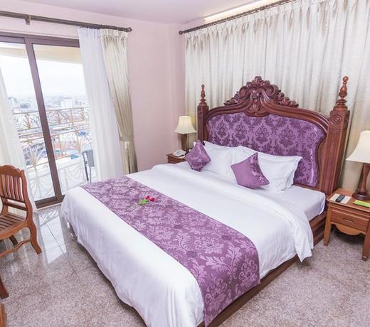 Phnom Penh Era Hotel