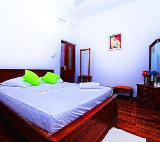 Rockwood Villa