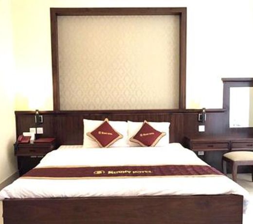 Sunny Hotel