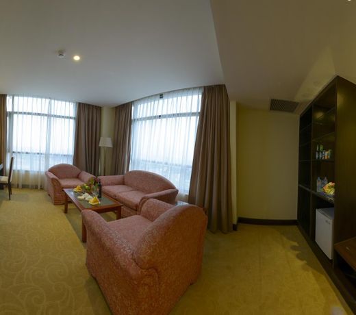 Red River View Hotel