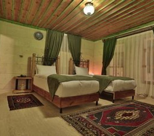 Fosil Cave Hotel