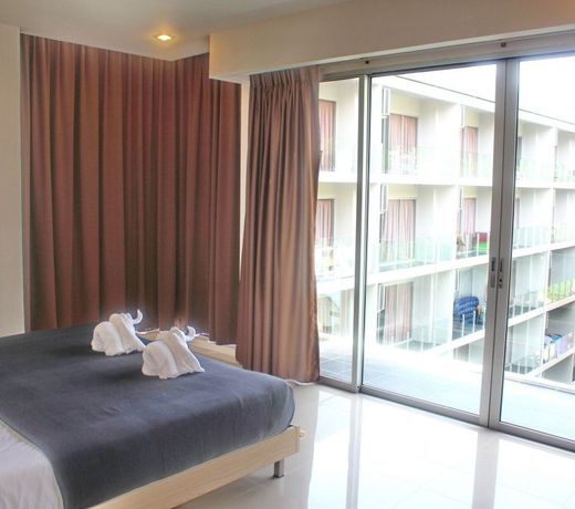 Karon apartment