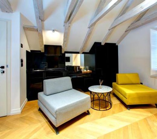 Guest House Forty-Four