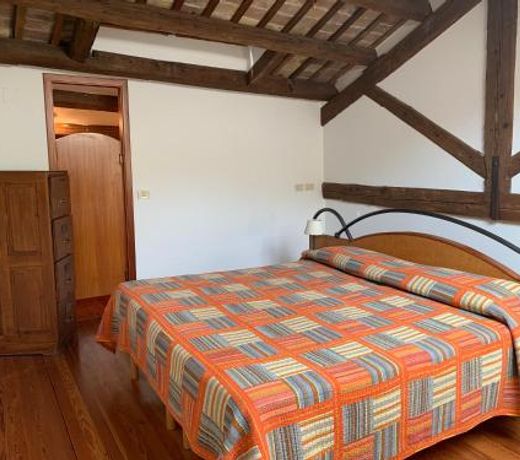 Le Residenze dei Serravallo