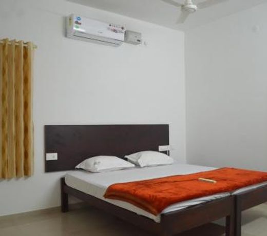 Blackroots Serviced Apartments