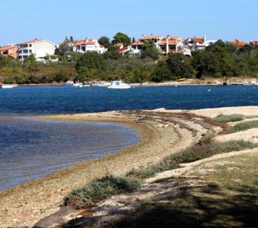 Family friendly house with a swimming pool Valtura, Pula - 6913