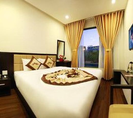 May Hotel