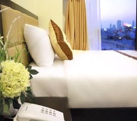 May Hotel