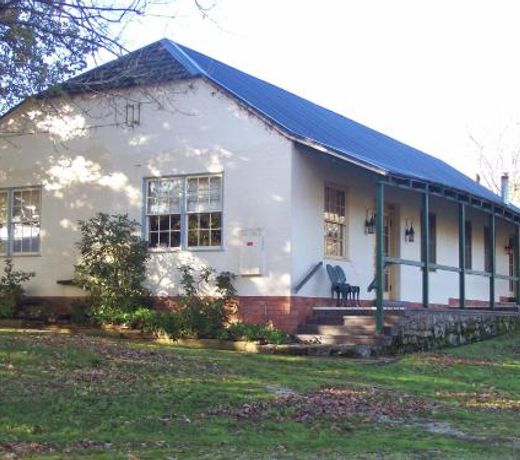 Colonial Inn Guest Rooms