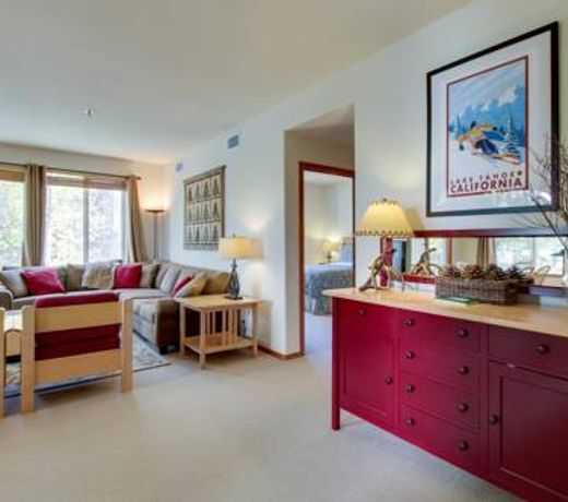 Ski-In Ski-Out Squaw Valley Lodge Slopeside Townhome