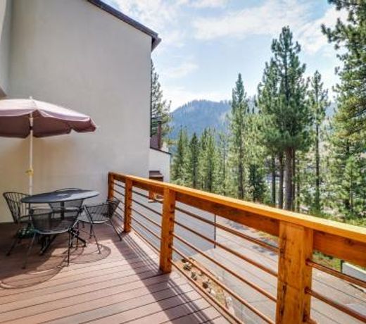 Squaw Valley Views Condo #15
