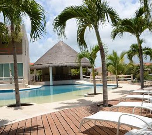 Coral Maya Stay Suites