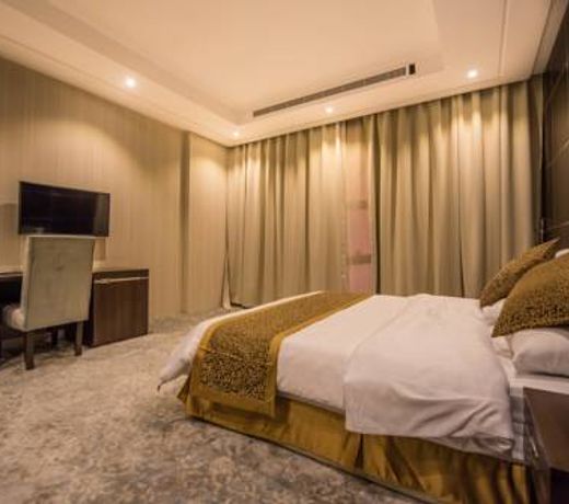 Green Leaf Hotel