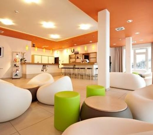 Young Generation Resort Buchegg
