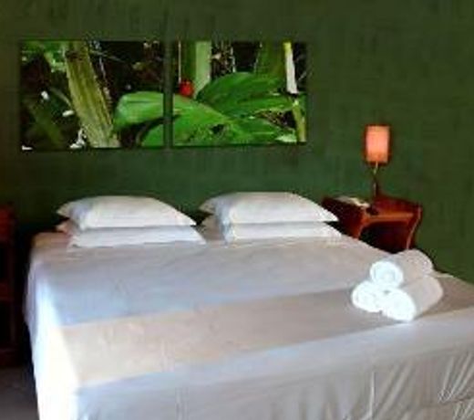 LA ISLA ECORESORT