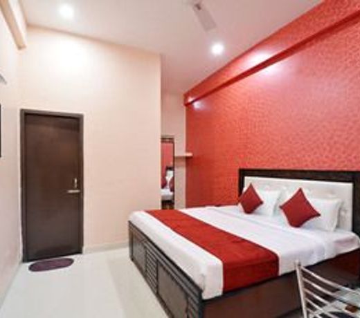 OYO 8452 Hotel Galaxy