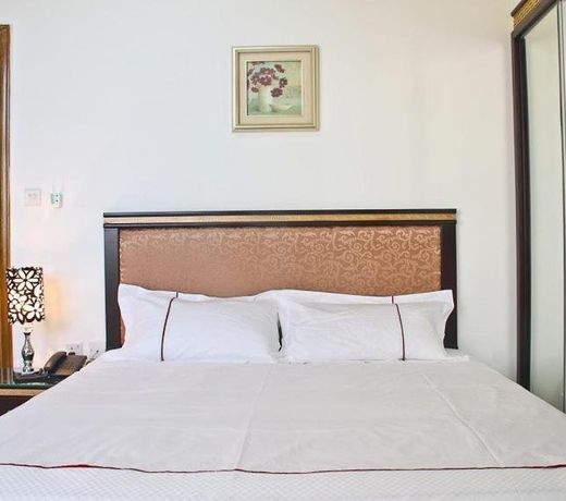 Golden Rose Hotel
