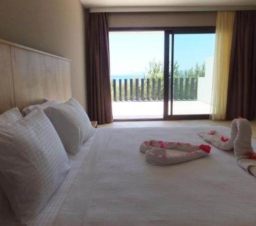Aytas Hotel