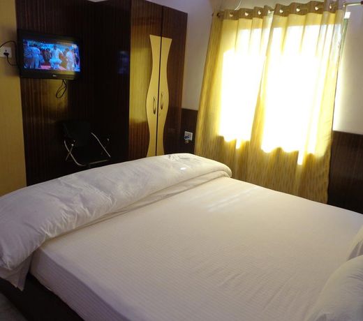 Hotel Om International
