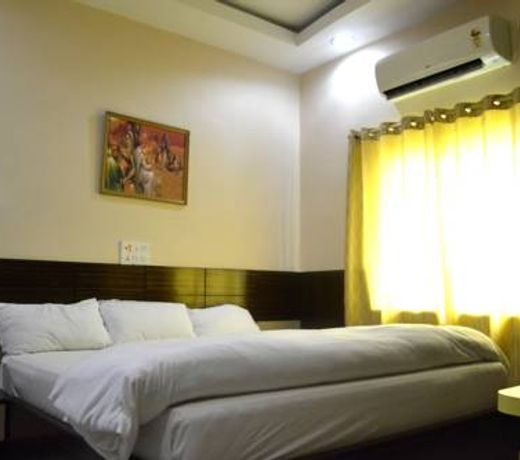 Hotel Om International