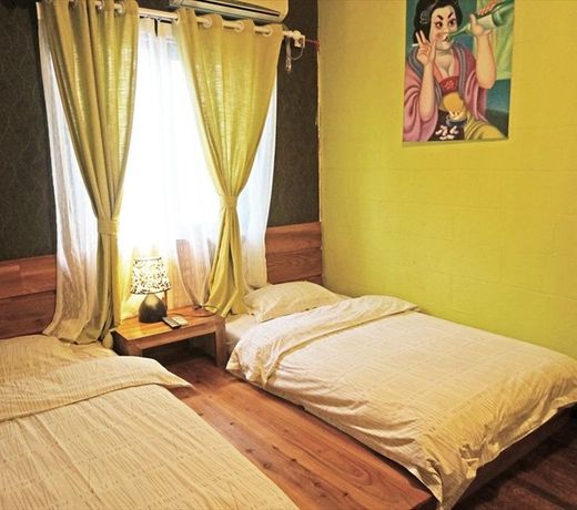 Chengdu Flipflop Hostel Poshpacker (Chunxi Road Metro Station)