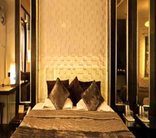 Shreyans Inn