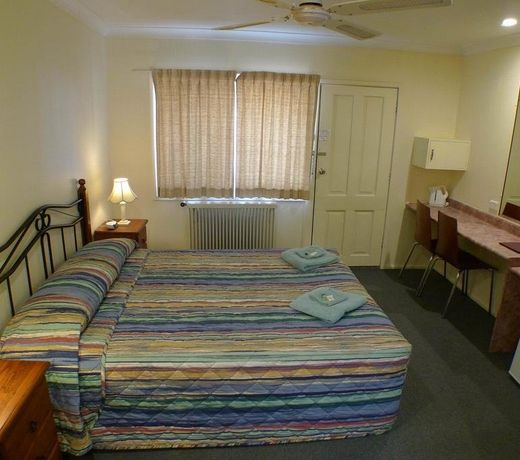 Parkhaven Motel