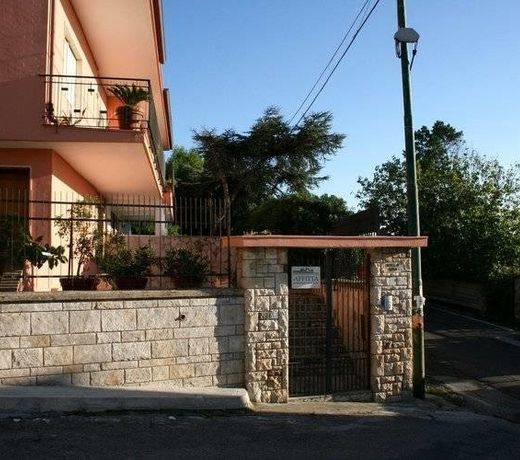 Holiday Home Attico Santa Maria Al Bagno II