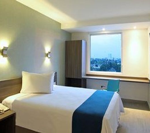 Sleep Inn Leon Antares