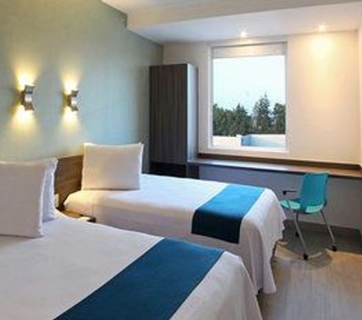 Sleep Inn Leon Antares