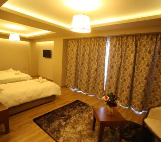 Perla Hotel