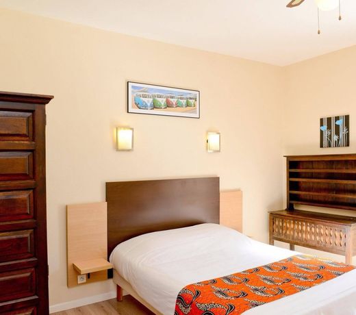 Logis Hostellerie du Neez Le Clos Gourmand