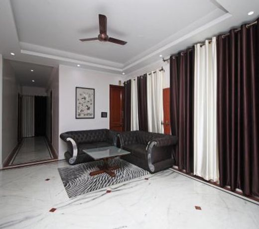 OYO 8430 Absin Hospitality
