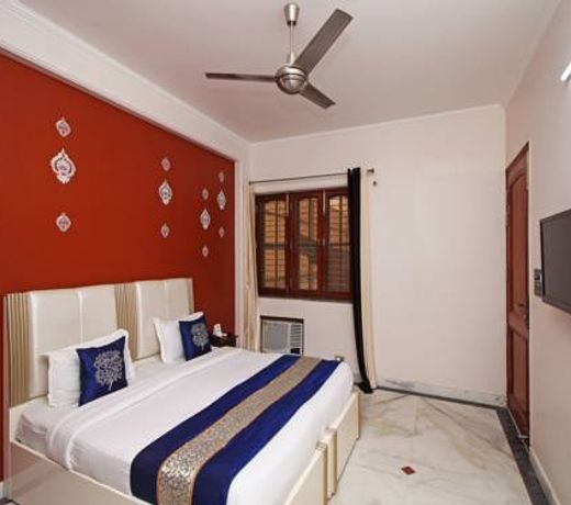 OYO 8430 Absin Hospitality