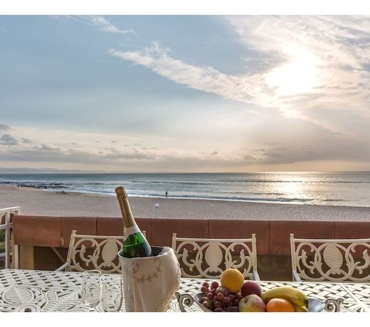 Jeffreys Bay Beach Accommodation