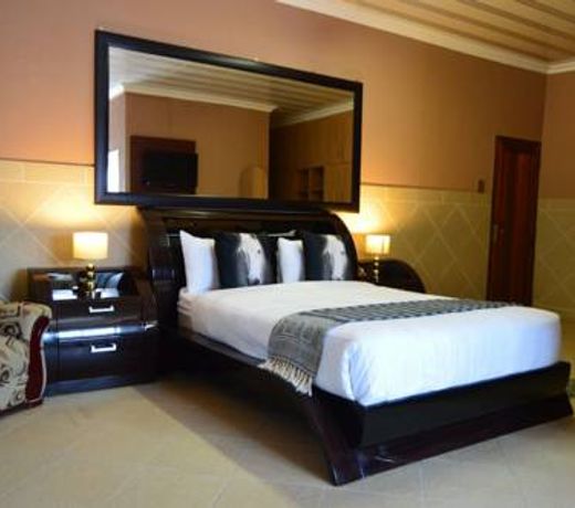 Clifford's Lodge & Spa