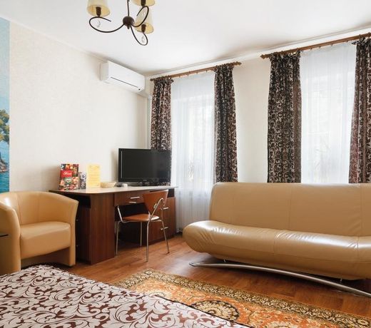 COMPLIMENTE GUEST HOUSE
