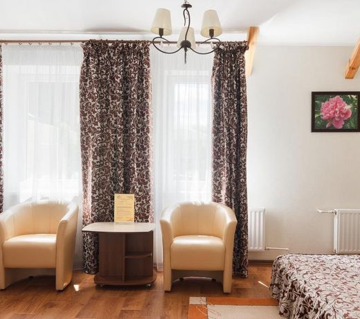 COMPLIMENTE GUEST HOUSE