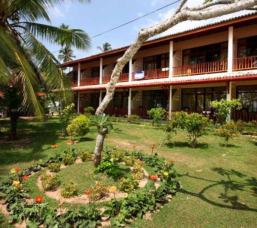 Paradise Beach Club