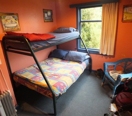 Sir Cedrics Bungi Backpackers