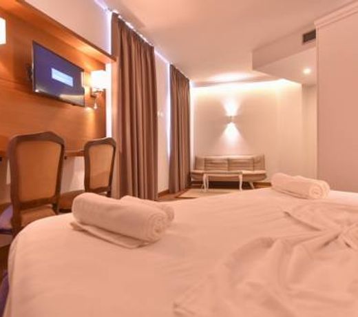 Golden Ring Resort