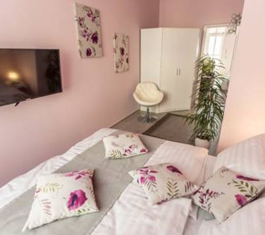 Bp Design Hotel and Apartman
