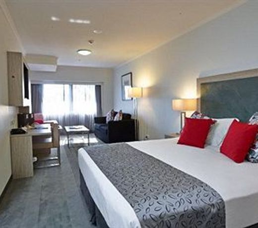 H on Smith Hotel