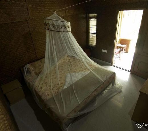 Savithri Inn Bamboo Cottages and Resorts