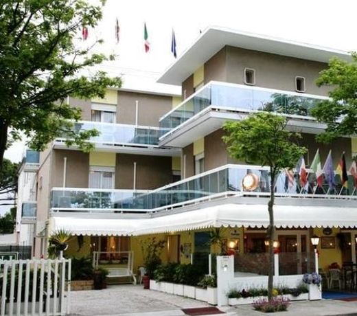 Hotel Laguna