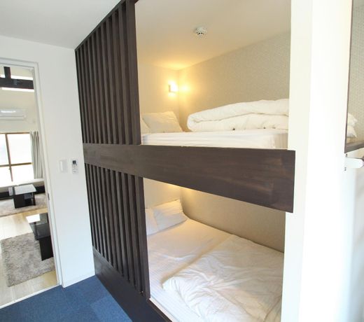 Sekai Hotel Ayame